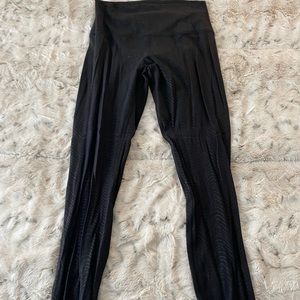 Lululemon Align High-Rise Pant 25” in Aqueous Emboss Black